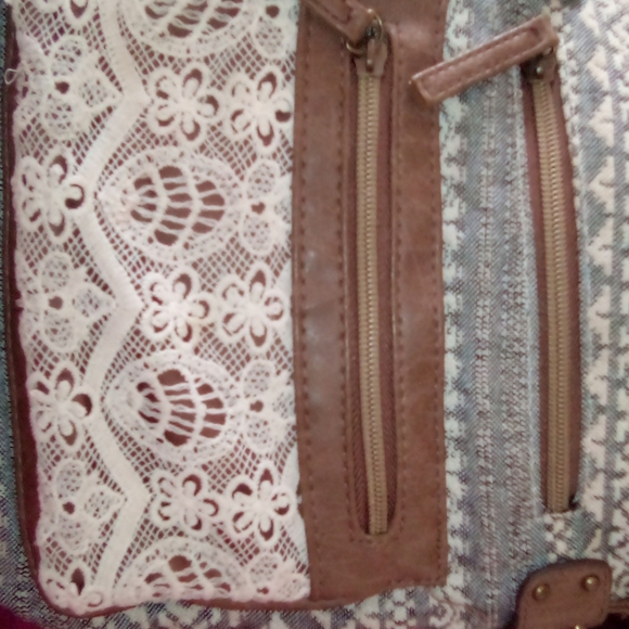 Bag - Picture 2 of 2